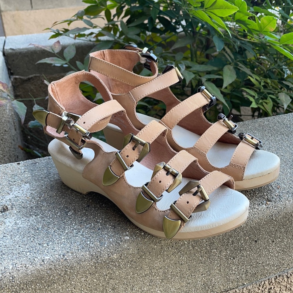 Jeffrey Campbell buckle Sandals